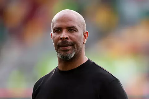 مدرب نيجيريا: سأناقش مستقبلي بعد كأس أمم أفريقيا.. والغيابات لا تقلقني